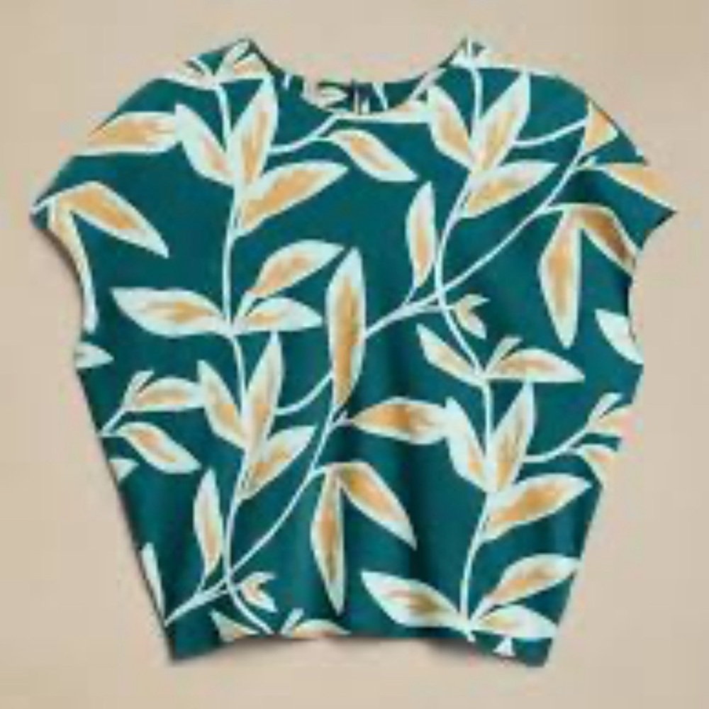 Banana Republic Factory Teal and Beige Leaf Print Silky top - Picture 2 of 8